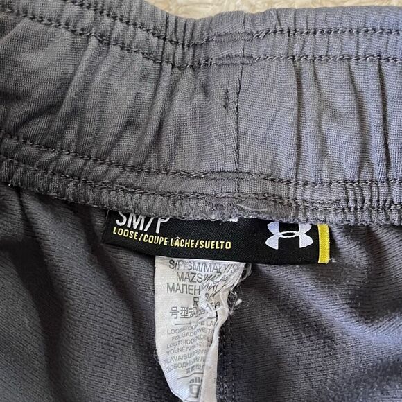 Adult Under Armour Track Pants - Picture 7 of 7